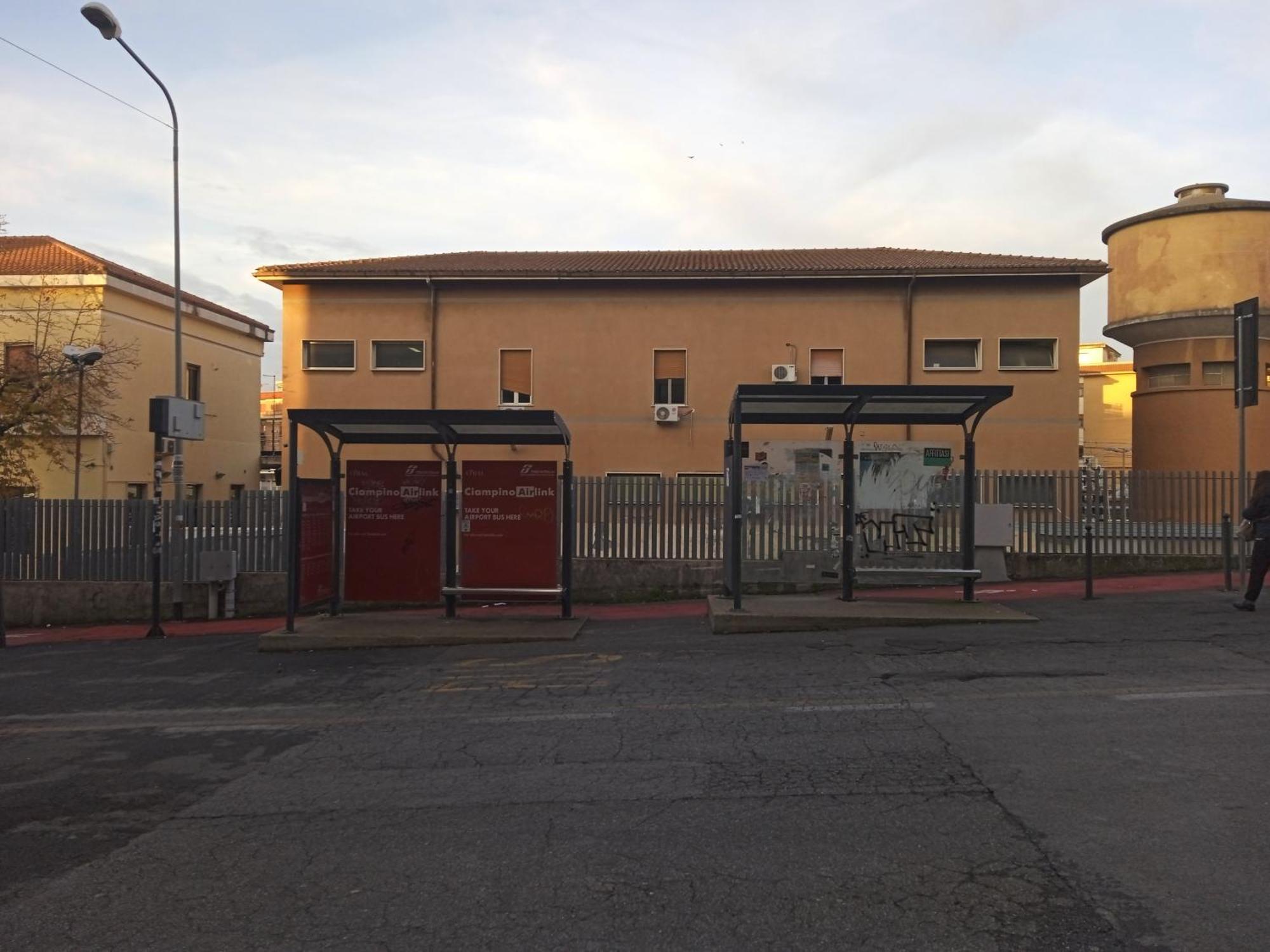 Adriatic Room 50 M Dalla Stazione Ferroviaria Di Ciampino E Dalla Navetta Aeroportuale Exterior foto
