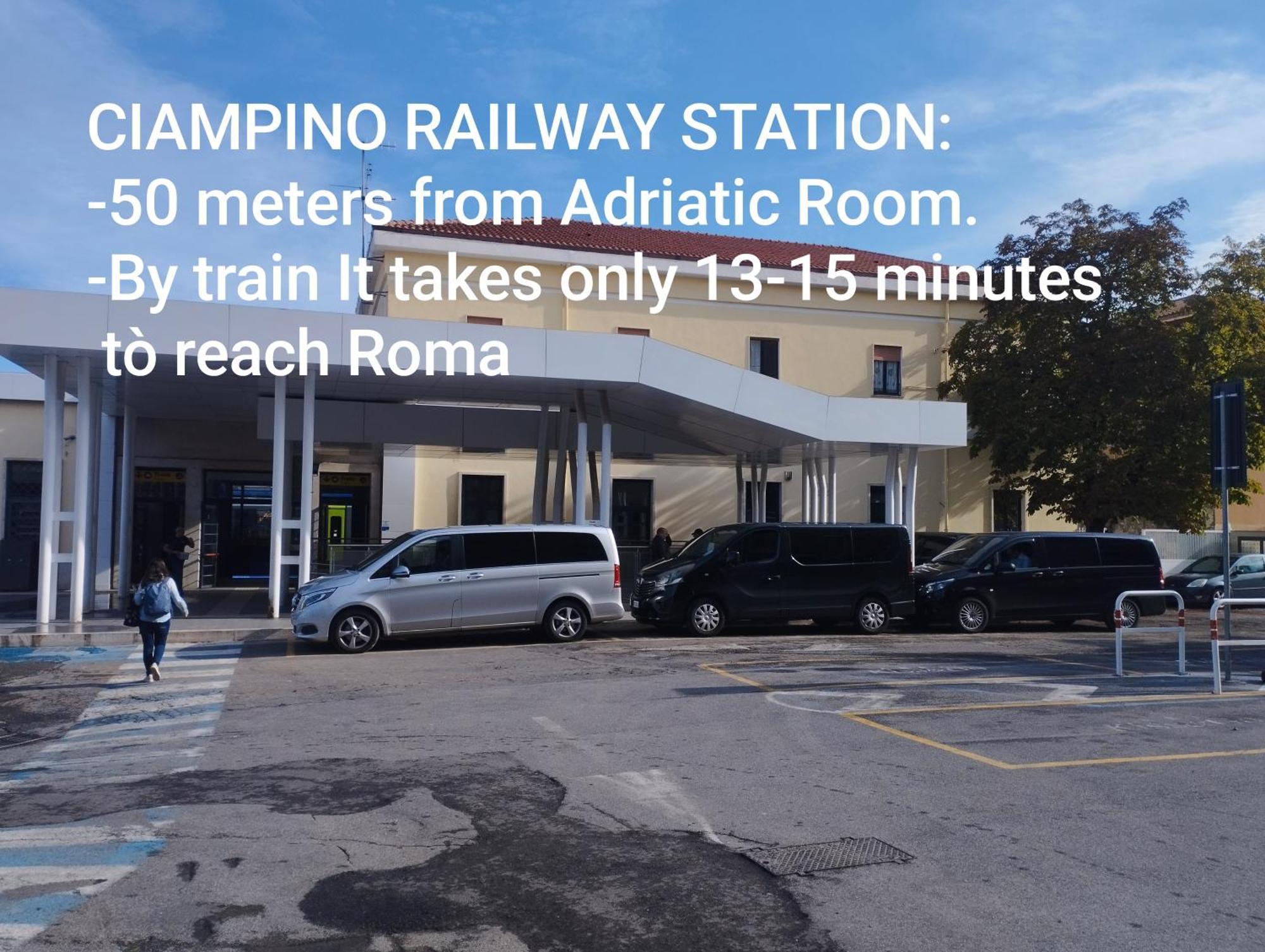 Adriatic Room 50 M Dalla Stazione Ferroviaria Di Ciampino E Dalla Navetta Aeroportuale Exterior foto