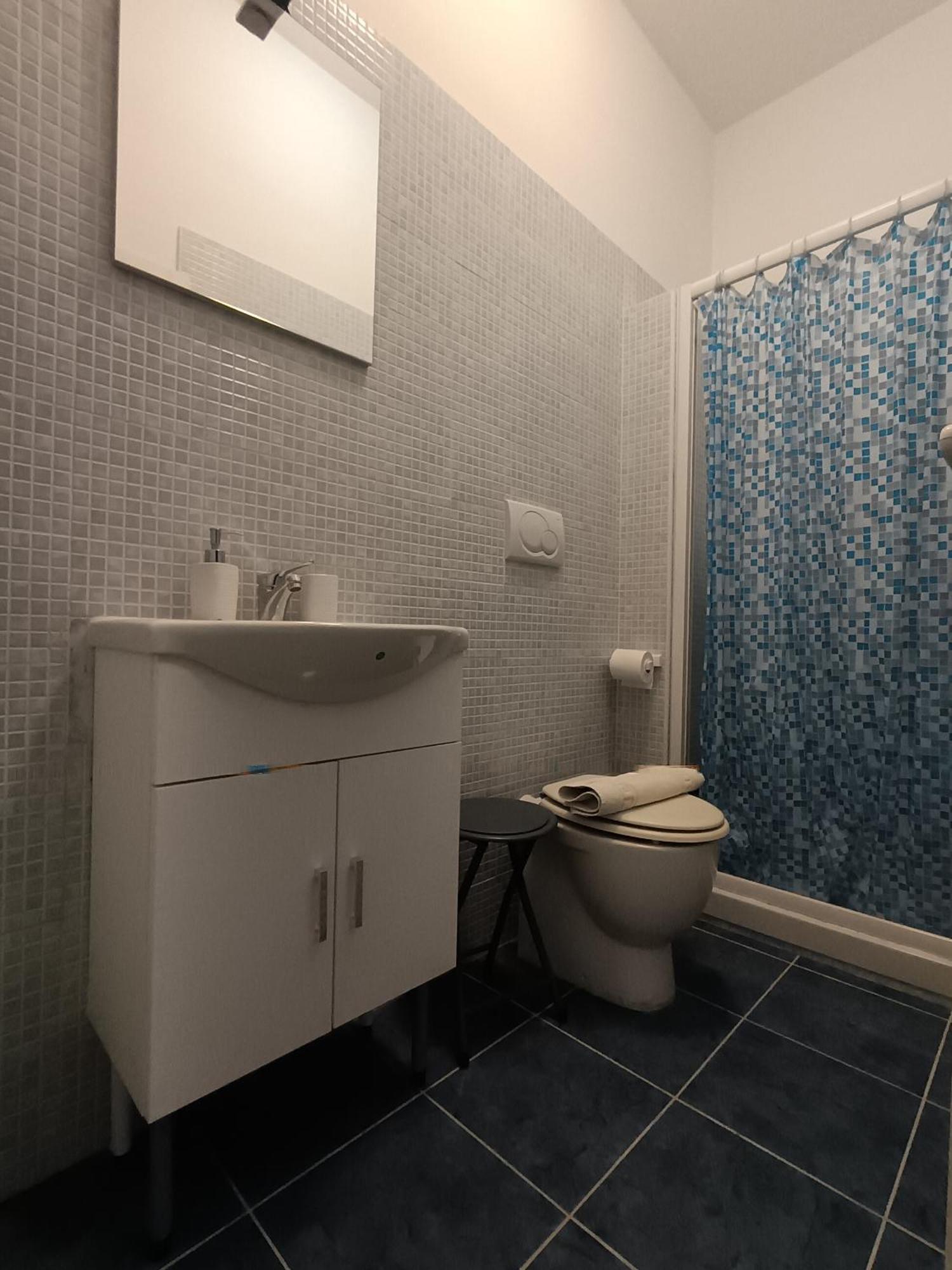 Adriatic Room 50 M Dalla Stazione Ferroviaria Di Ciampino E Dalla Navetta Aeroportuale Exterior foto