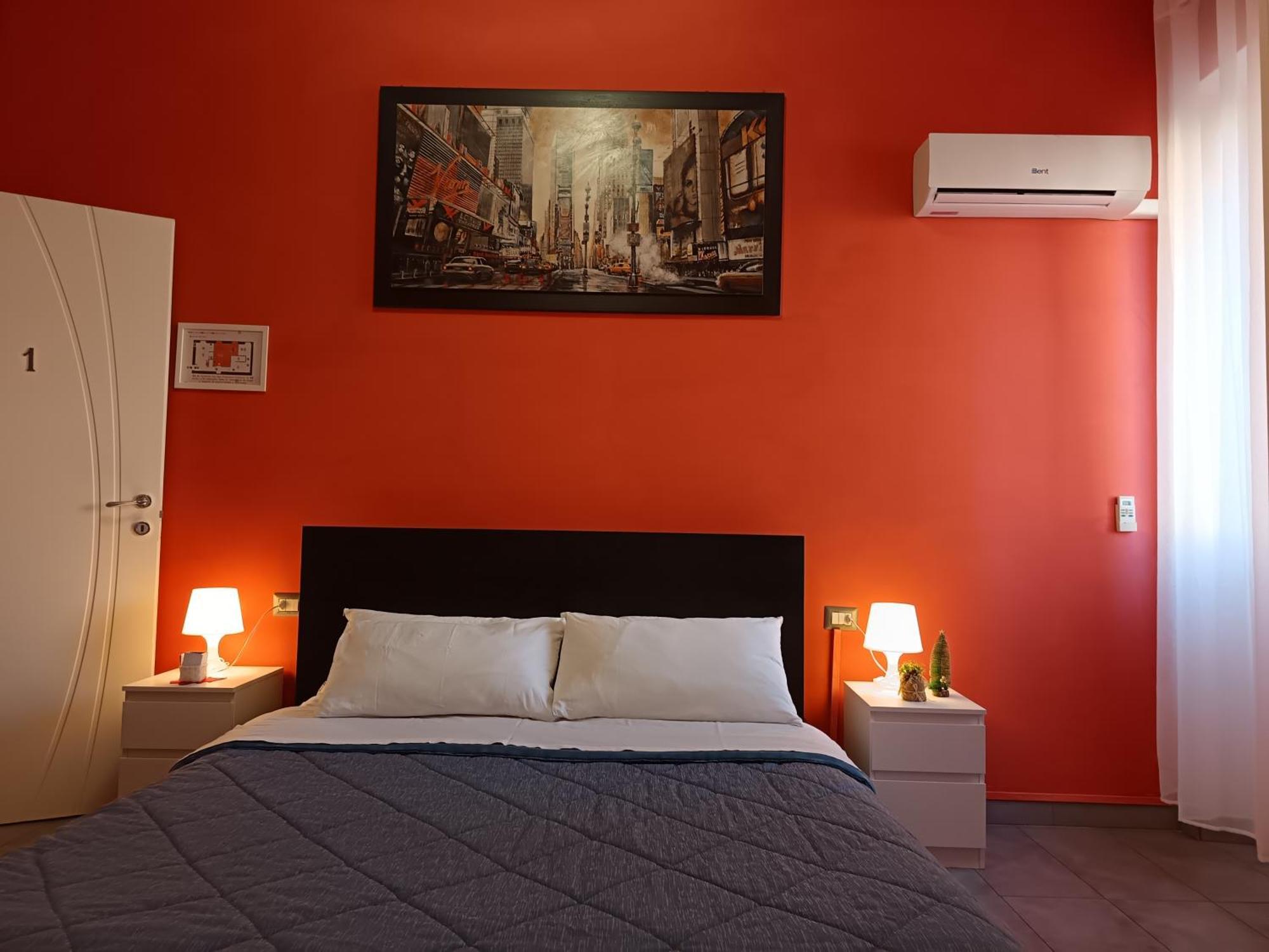 Adriatic Room 50 M Dalla Stazione Ferroviaria Di Ciampino E Dalla Navetta Aeroportuale Exterior foto